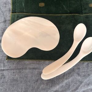 Gohar world caviar/aperitif mother of pearl set